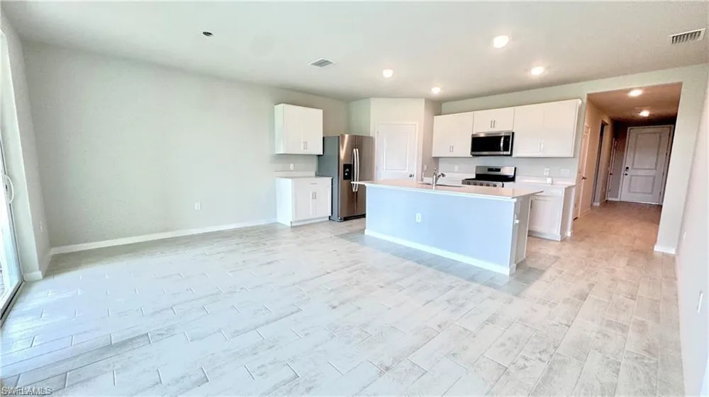 17710 Shade Tree Loop Babcock Ranch, FL 33982