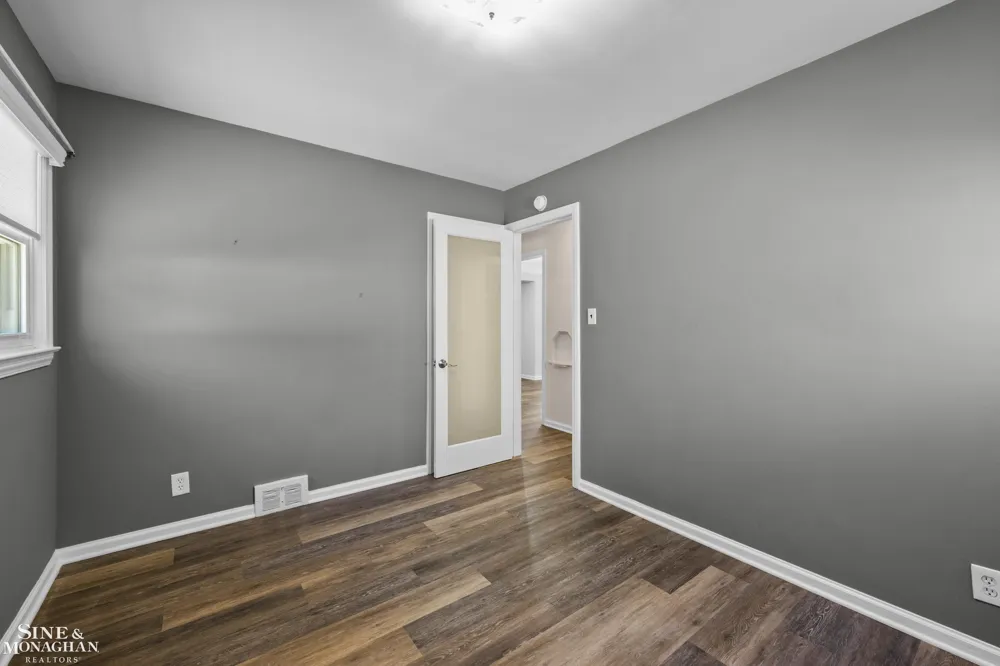 306 Ridge Road Grosse Pointe Farms City, MI 48236