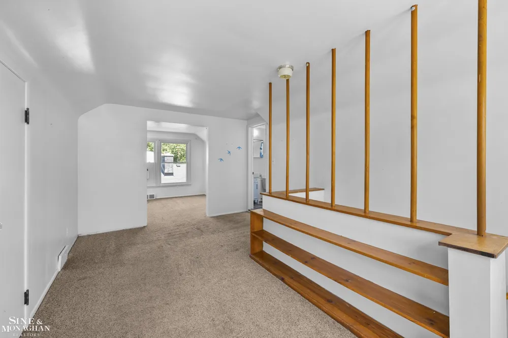 306 Ridge Road Grosse Pointe Farms City, MI 48236
