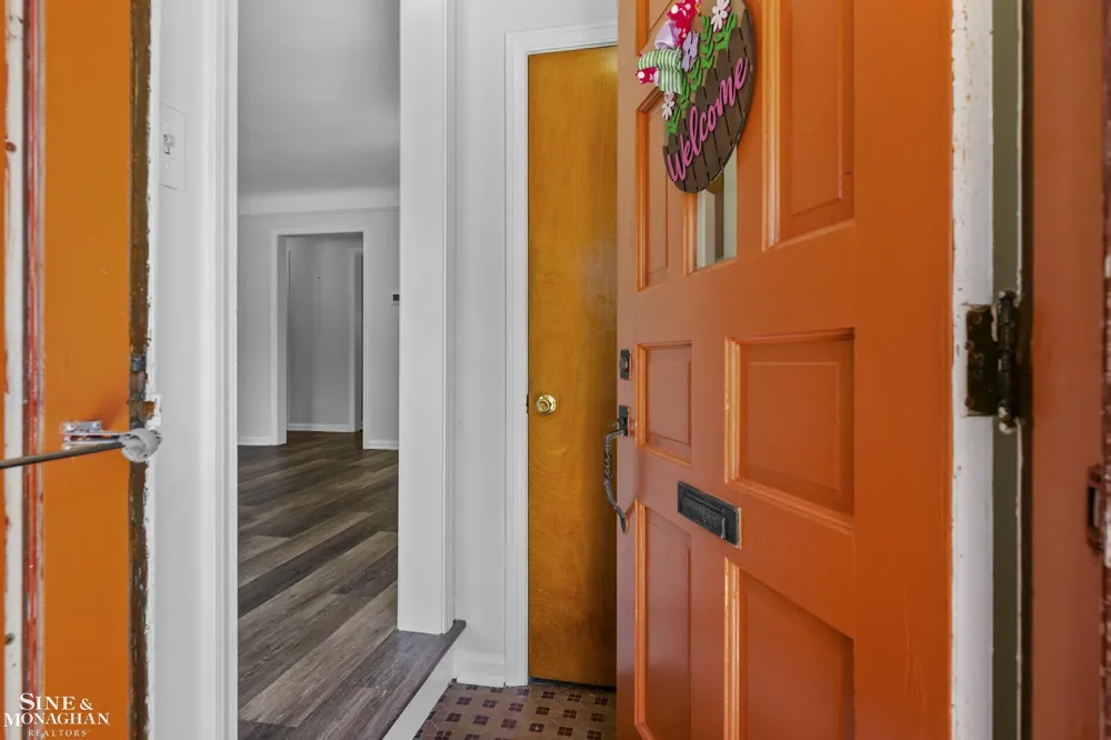306 Ridge Road Grosse Pointe Farms City, MI 48236