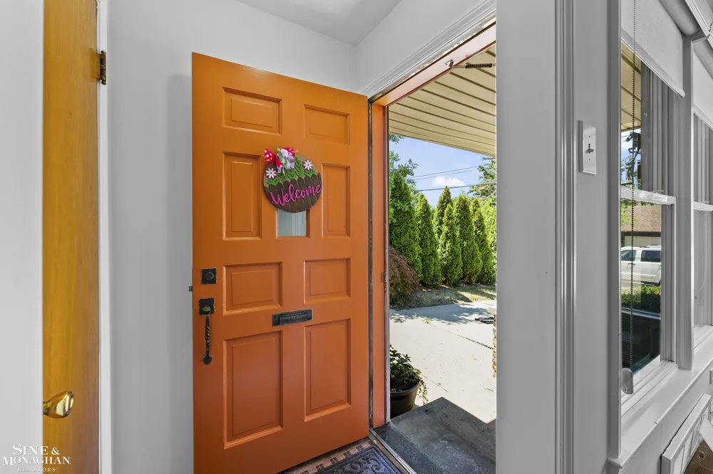 306 Ridge Road Grosse Pointe Farms City, MI 48236