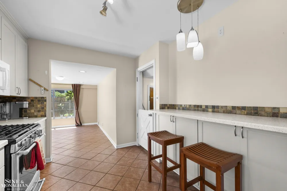 306 Ridge Road Grosse Pointe Farms City, MI 48236