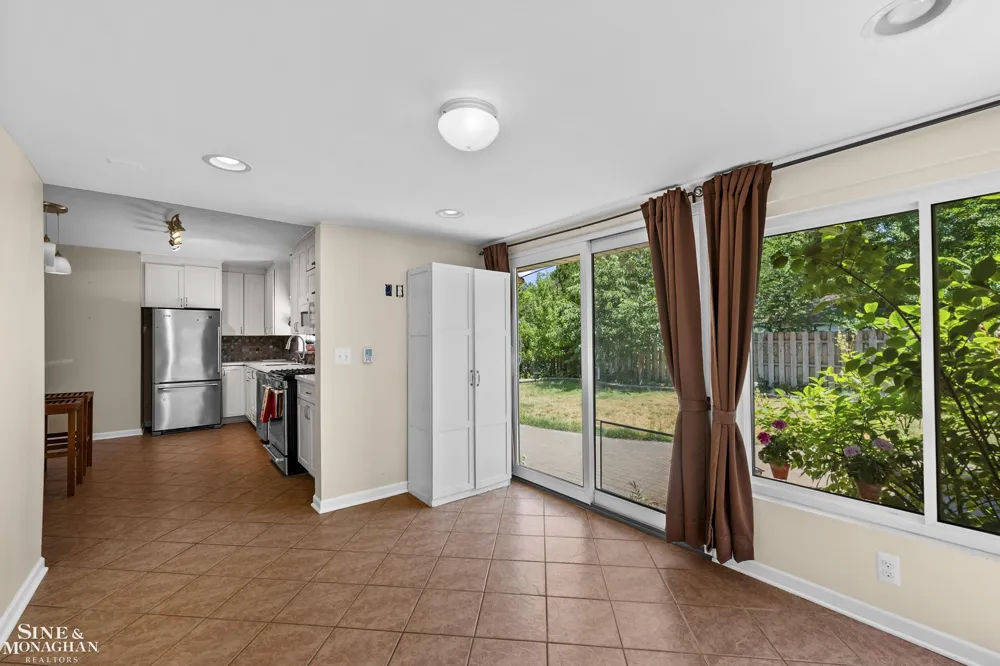 306 Ridge Road Grosse Pointe Farms City, MI 48236
