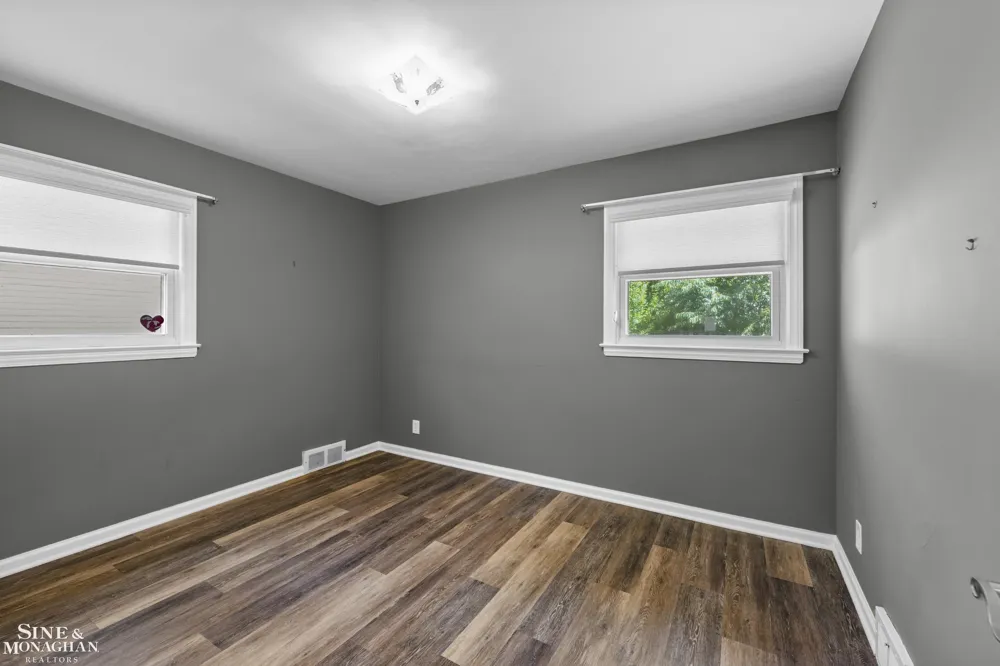 306 Ridge Road Grosse Pointe Farms City, MI 48236