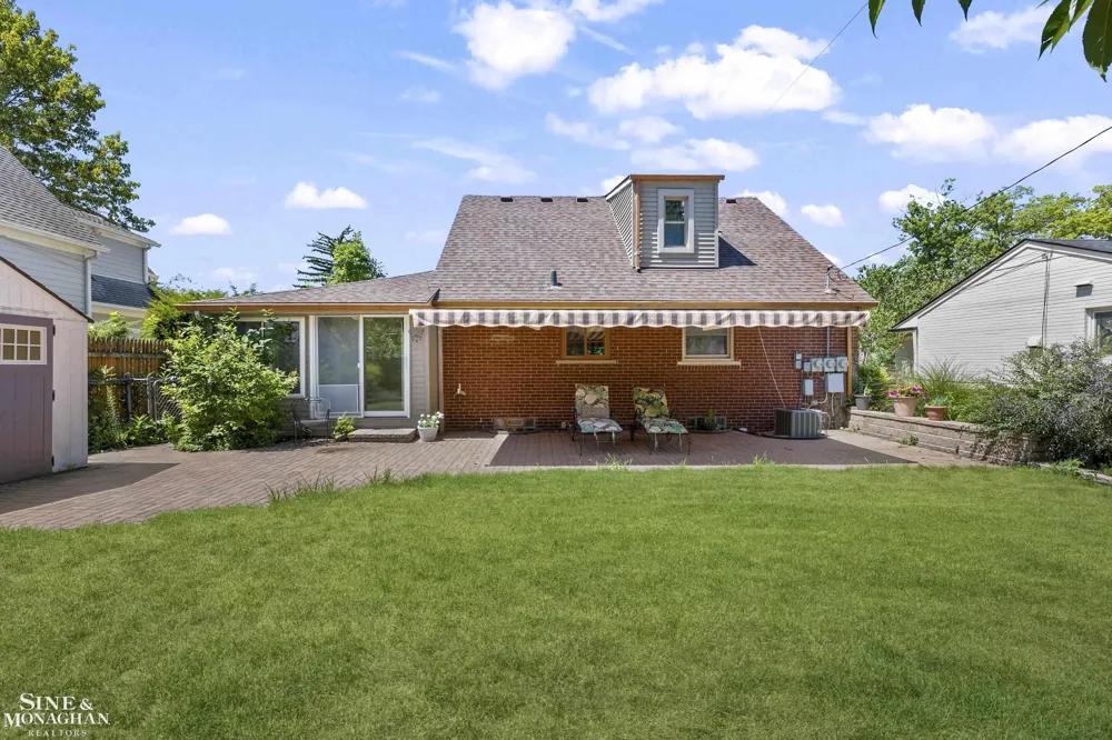 306 Ridge Road Grosse Pointe Farms City, MI 48236