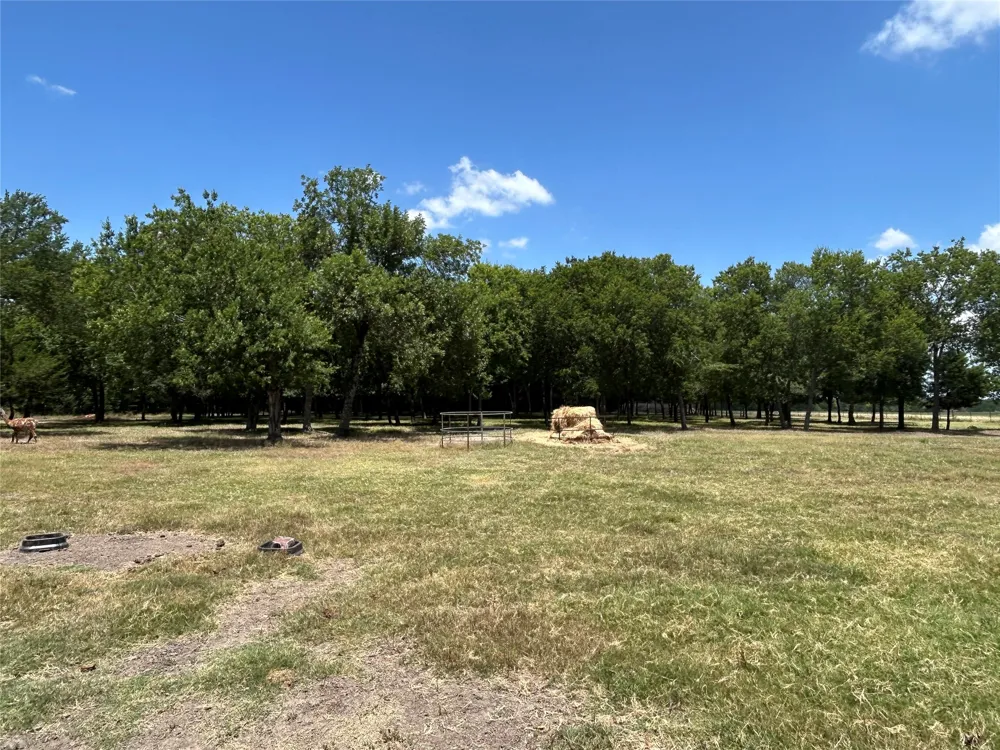 2200 Creechville Road Ennis, TX 75119
