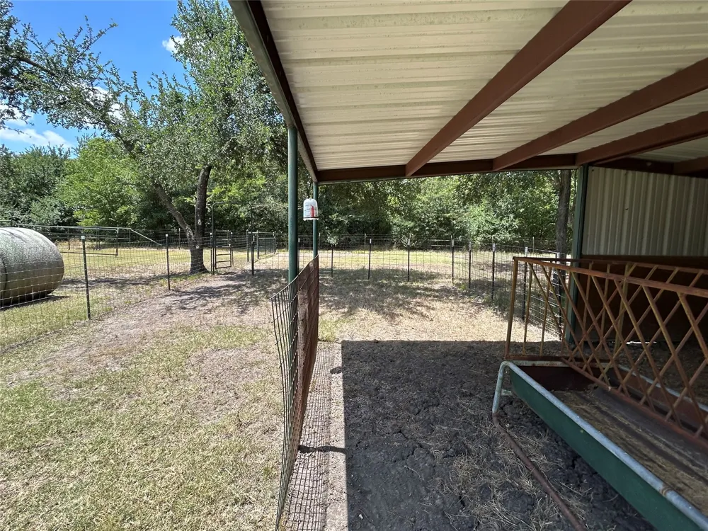 2200 Creechville Road Ennis, TX 75119