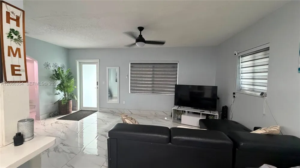 529 SW 79th Ave Miami, FL 33144