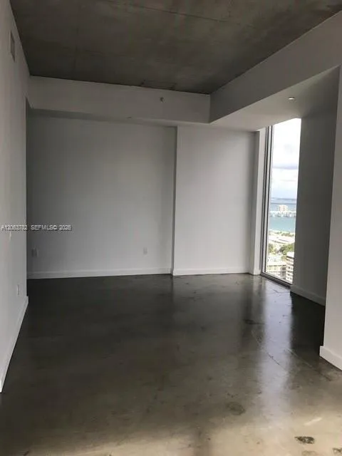 151 SE 1st St #2801 Miami, FL 33131
