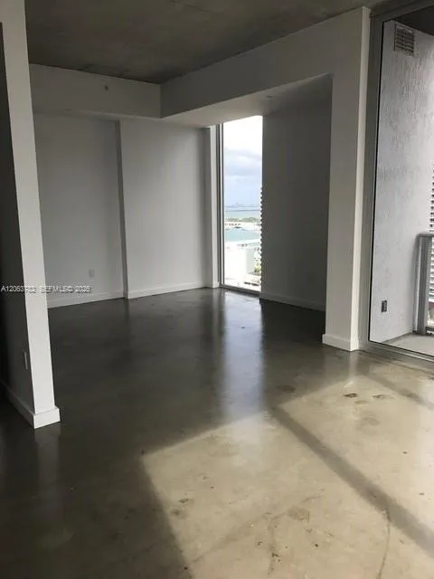 151 SE 1st St #2801 Miami, FL 33131