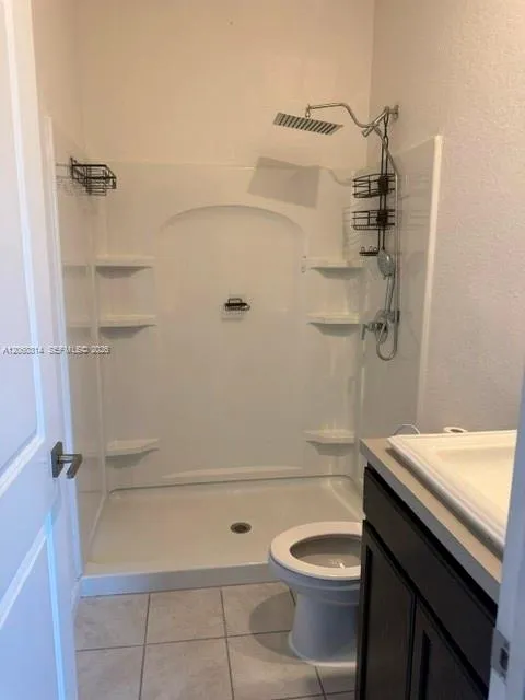 2802 NW 181st St Miami Gardens, FL 33056