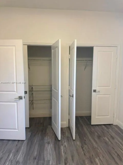 2802 NW 181st St Miami Gardens, FL 33056