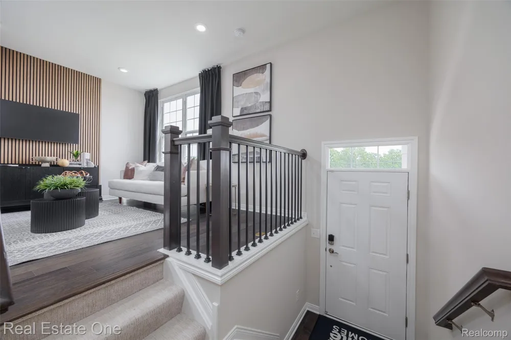 186 S Mill Street Plymouth City, MI 48170