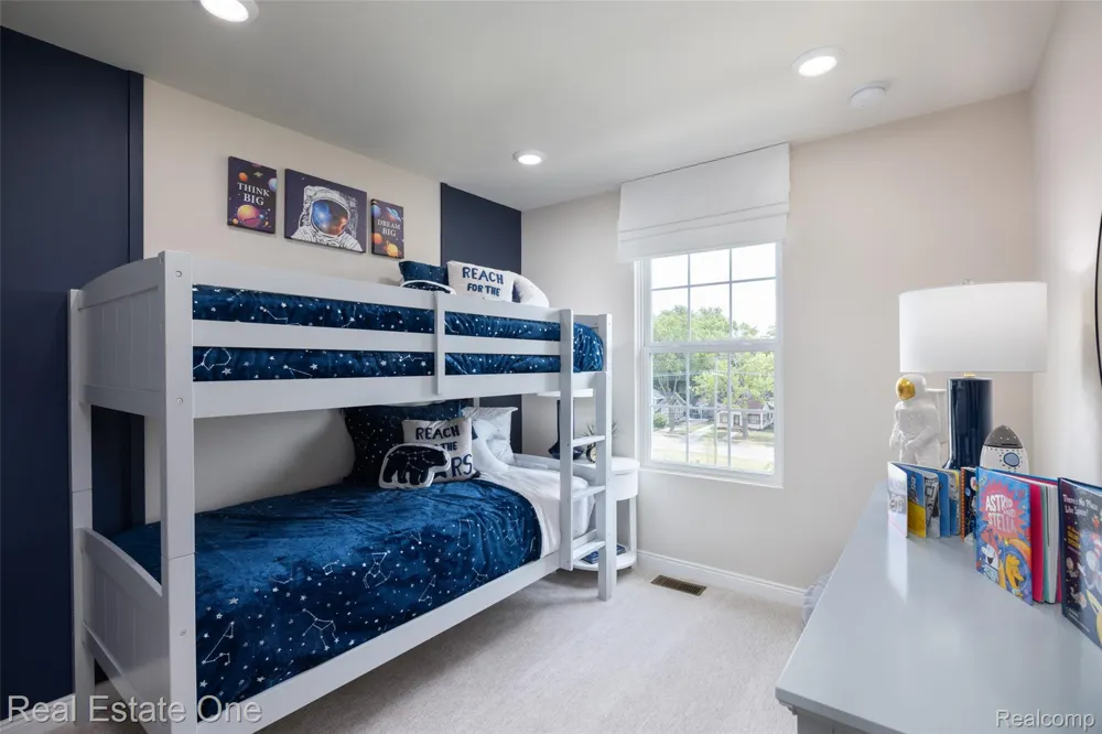 186 S Mill Street Plymouth City, MI 48170