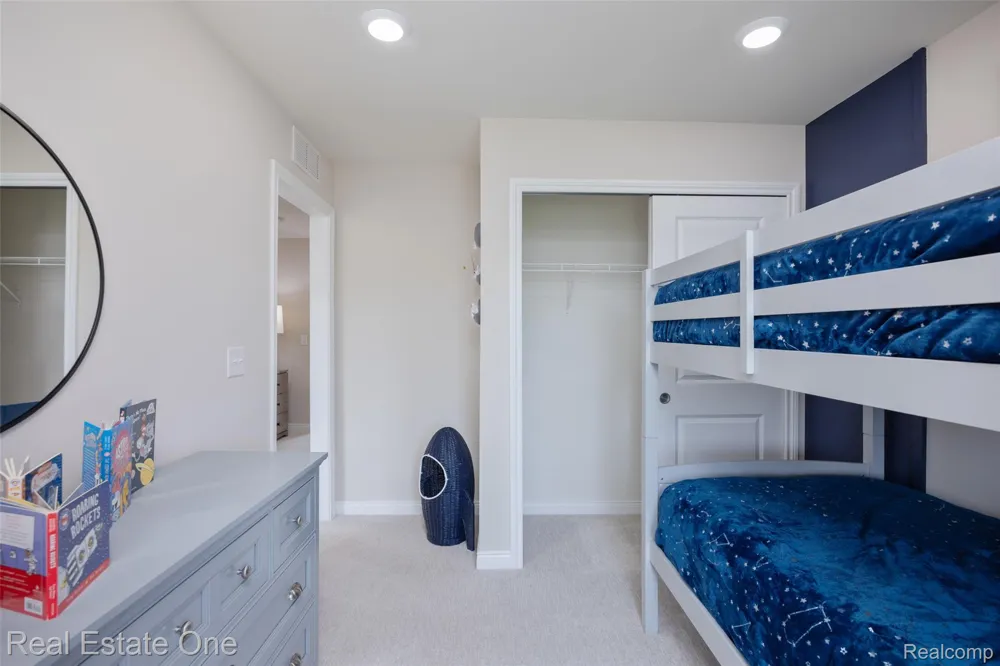186 S Mill Street Plymouth City, MI 48170