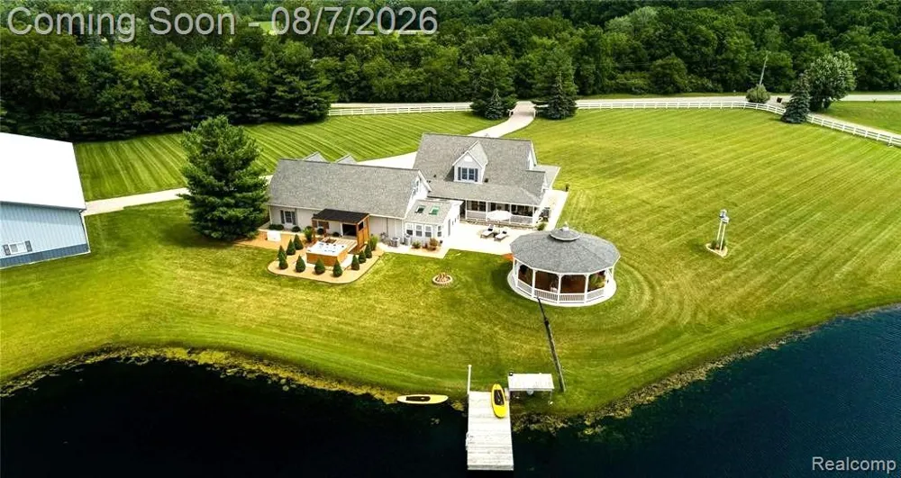 5090 S Huron River Drive Berlin Charter Township, MI 48179