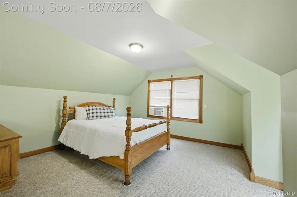 5090 S Huron River Drive Berlin Charter Township, MI 48179