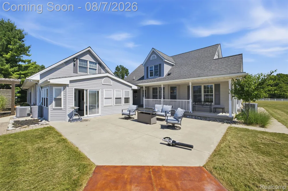 5090 S Huron River Drive Berlin Charter Township, MI 48179