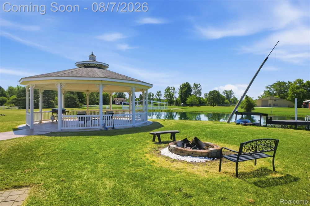 5090 S Huron River Drive Berlin Charter Township, MI 48179