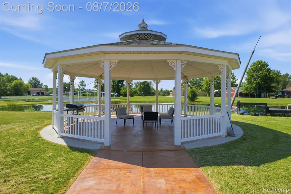 5090 S Huron River Drive Berlin Charter Township, MI 48179