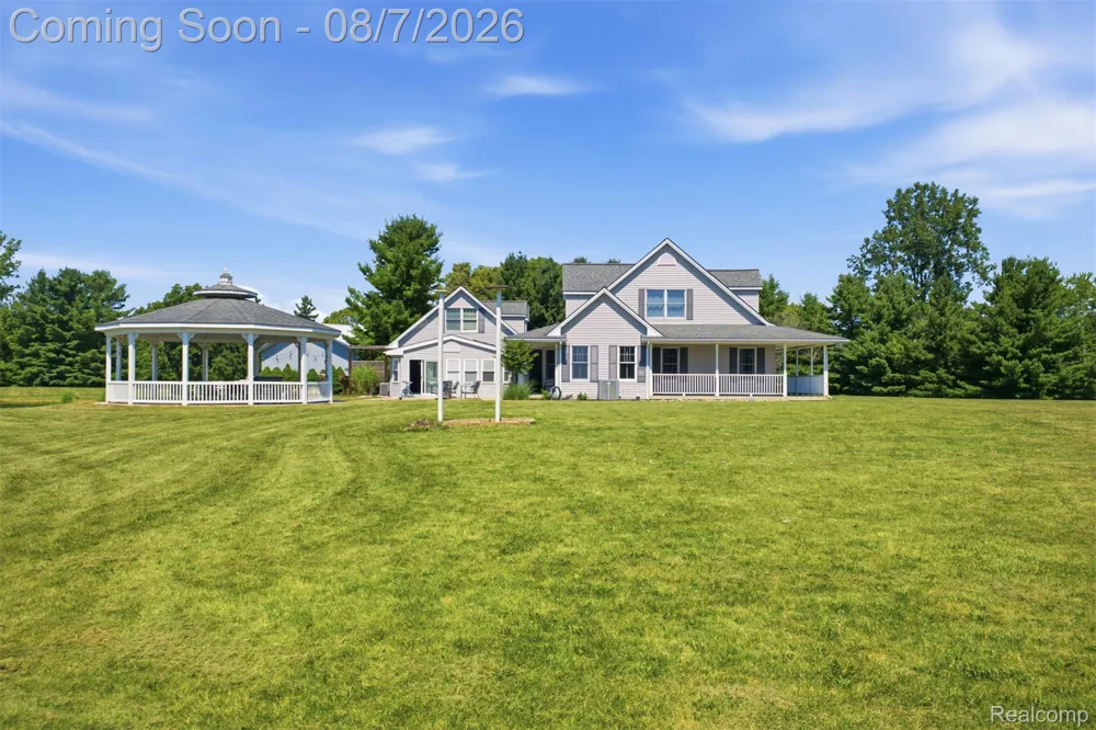 5090 S Huron River Drive Berlin Charter Township, MI 48179