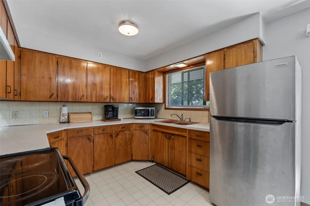 719 2nd Ave NE Napavine, WA 98565