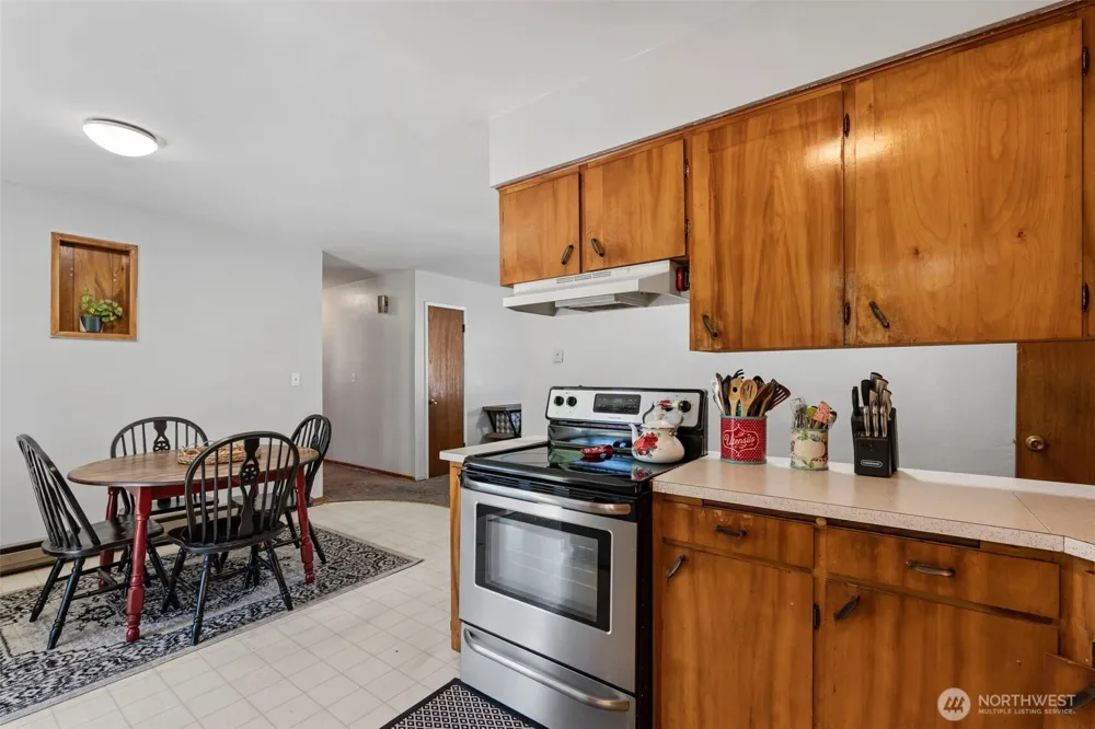 719 2nd Ave NE Napavine, WA 98565