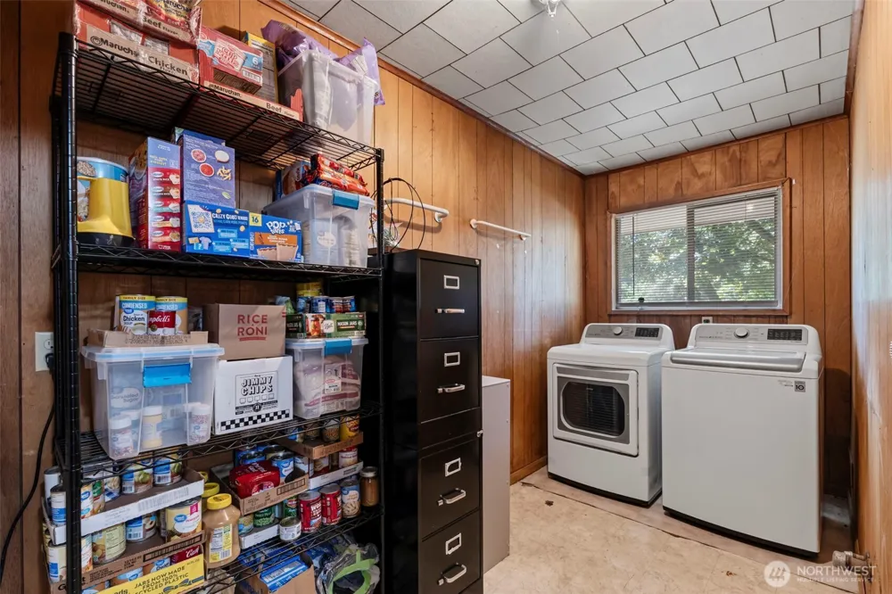 719 2nd Ave NE Napavine, WA 98565