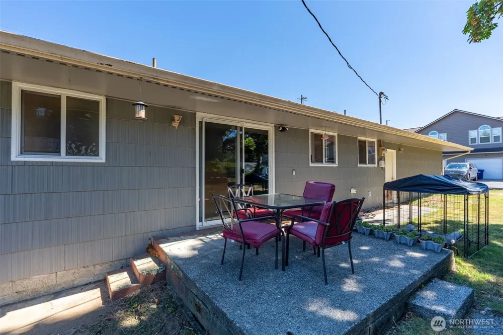 719 2nd Ave NE Napavine, WA 98565