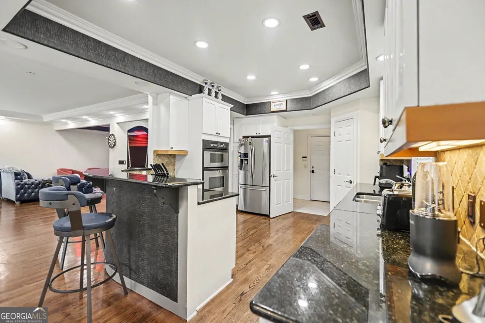 6375 Glenridge DR Sandy Springs, GA 30328