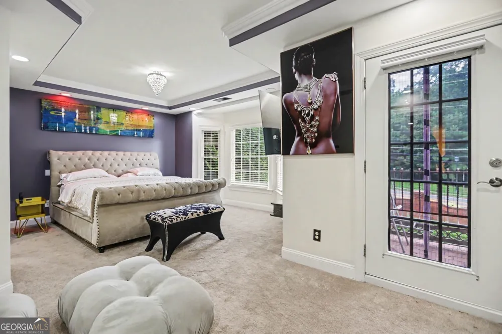 6375 Glenridge DR Sandy Springs, GA 30328