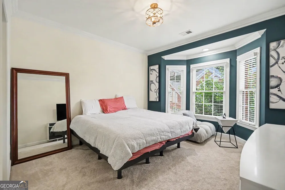 6375 Glenridge DR Sandy Springs, GA 30328