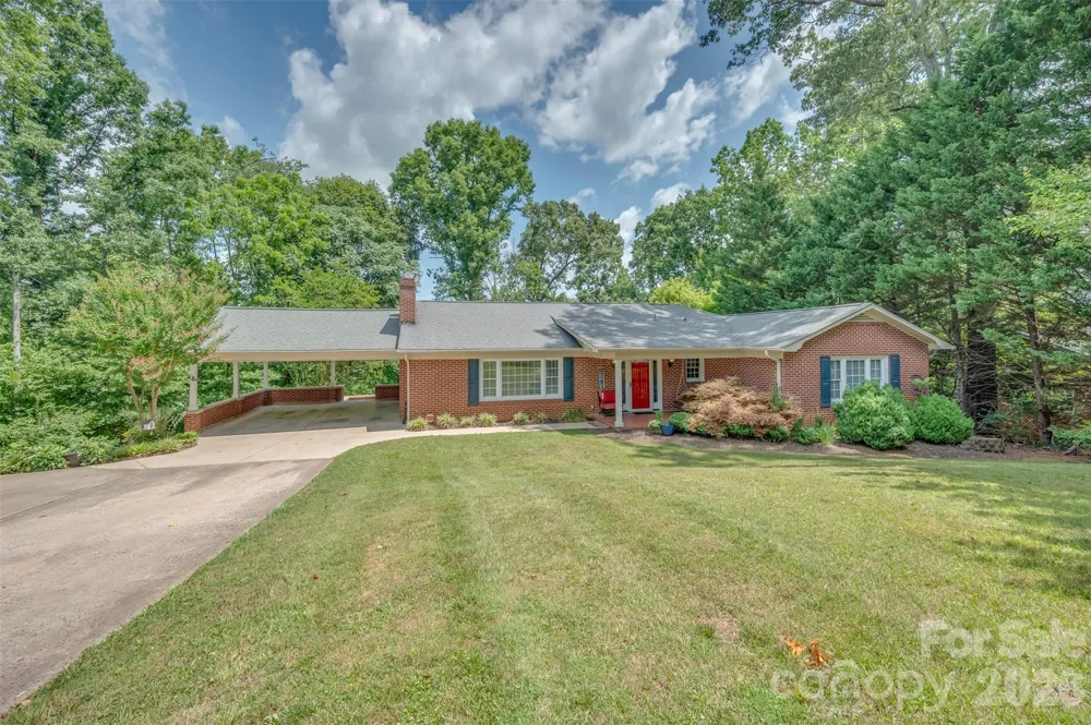 303 Elizabeth Avenue Forest City, NC 28043