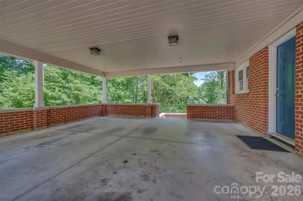 303 Elizabeth Avenue Forest City, NC 28043
