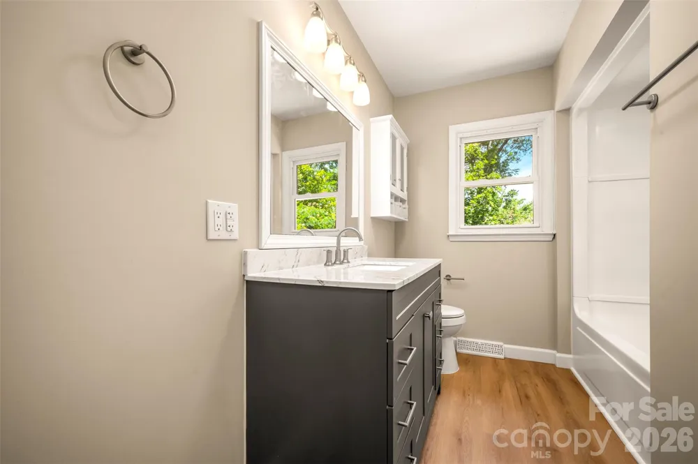 303 Elizabeth Avenue Forest City, NC 28043