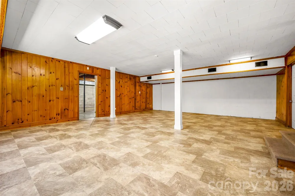 303 Elizabeth Avenue Forest City, NC 28043