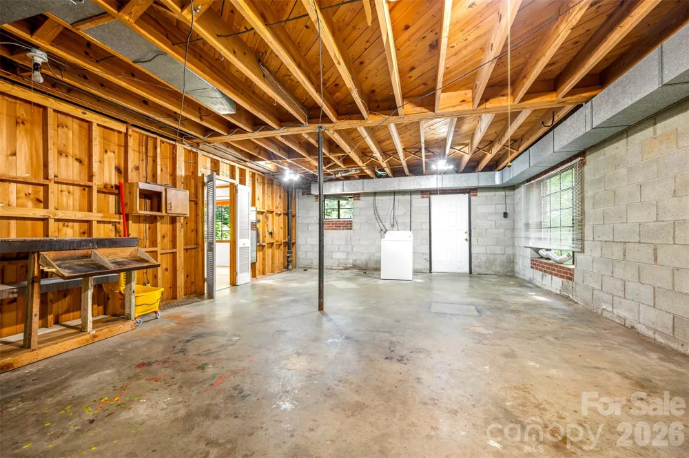 303 Elizabeth Avenue Forest City, NC 28043