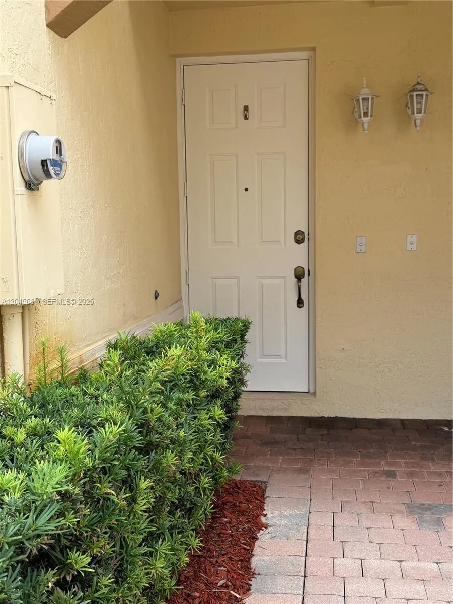 7432 Willow Grove Pl Davie, FL 33314