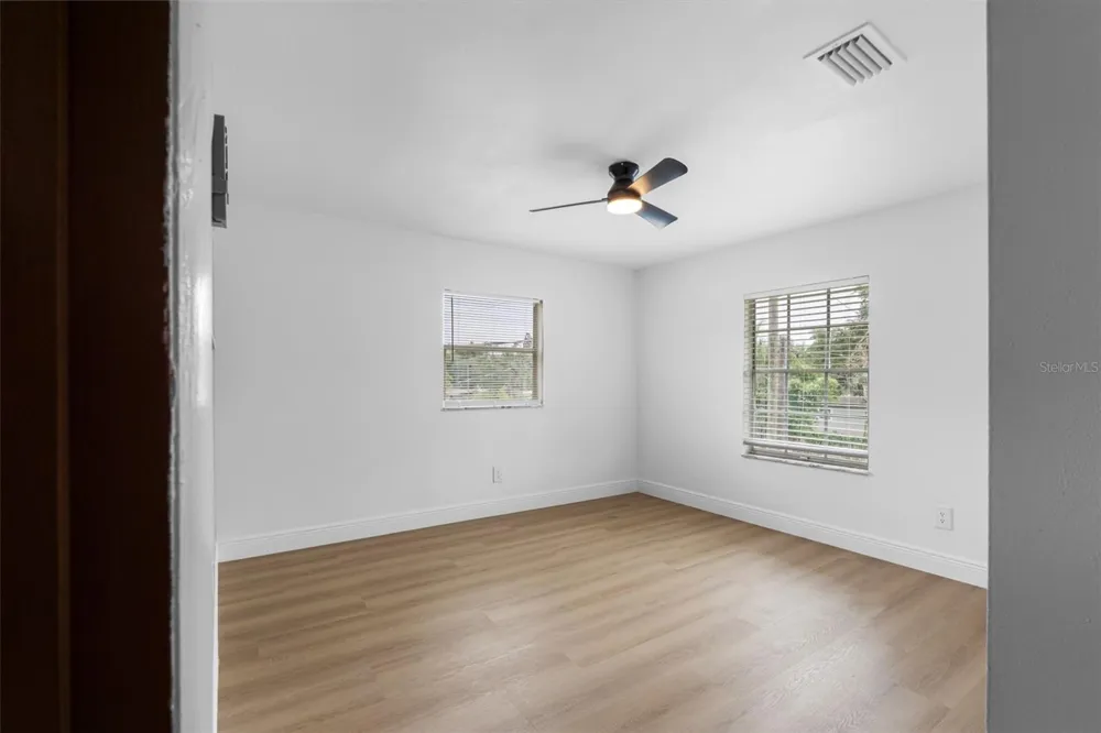 230 BEVERLY BOULEVARD Brandon, FL 33511