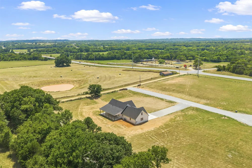 11866 Campbell Marietta, OK 73453
