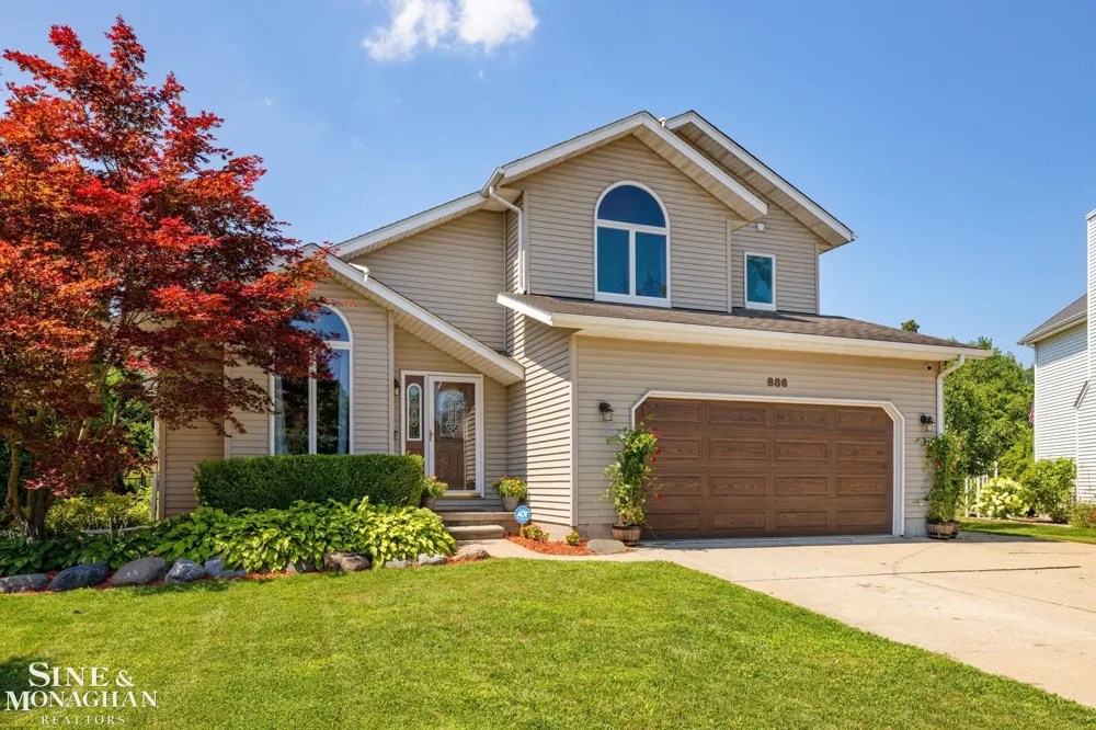 886 Montana Street Marysville City, MI 48040