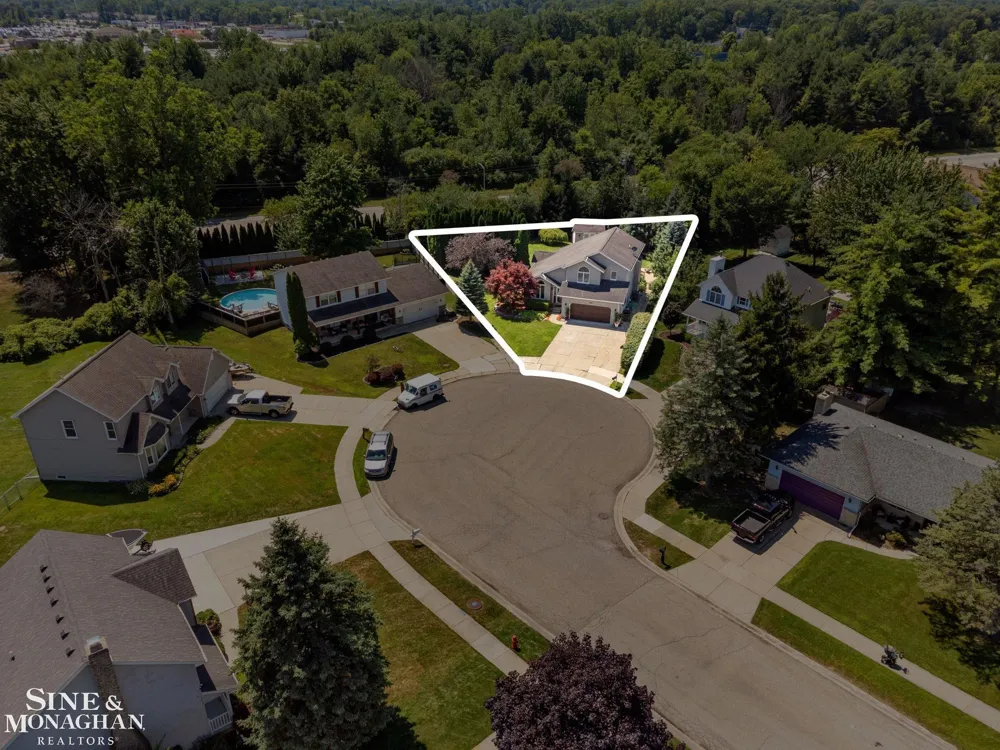 886 Montana Street Marysville City, MI 48040