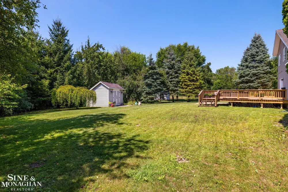 886 Montana Street Marysville City, MI 48040