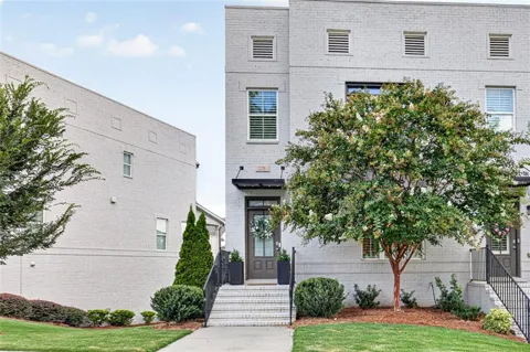 221 Nash Street