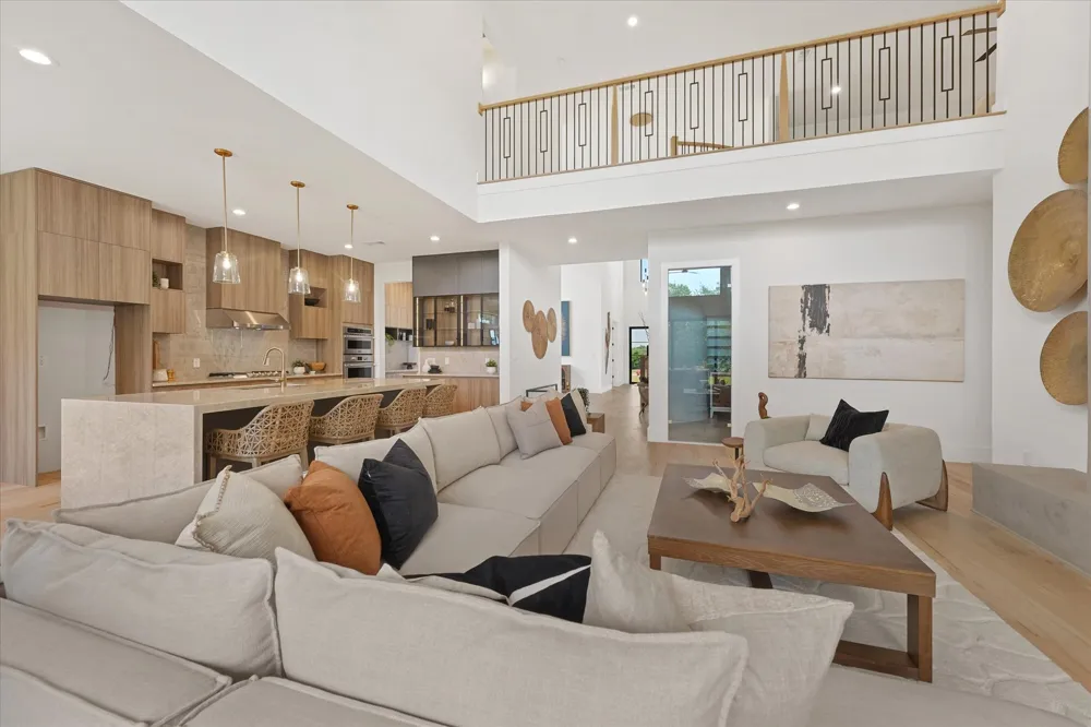 1032 E Par View Circle Grand Prairie, TX 75104