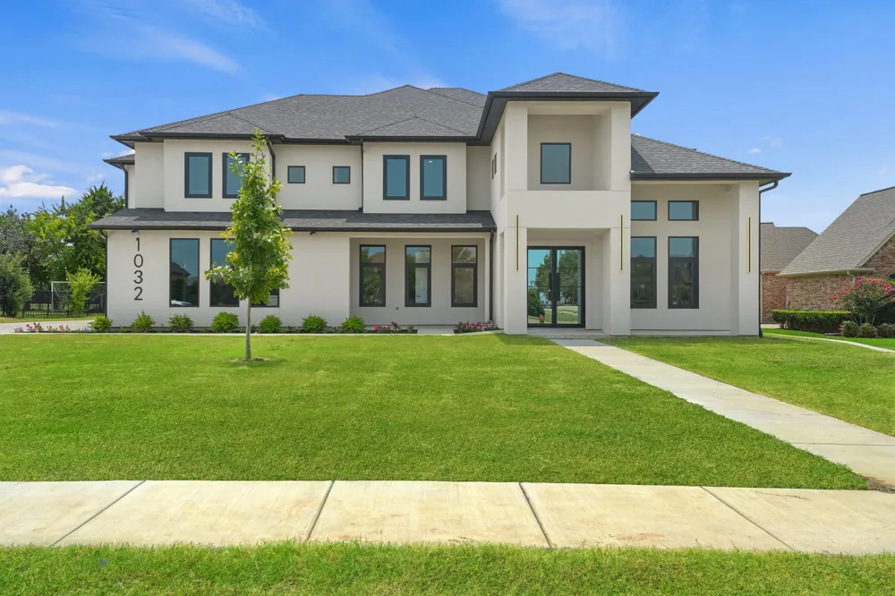 1032 E Par View Circle Grand Prairie, TX 75104