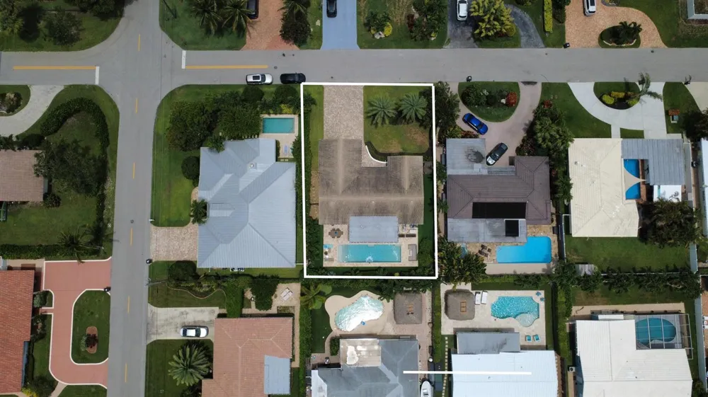 2832 NE 34TH STREET Lighthouse Point, FL 33064