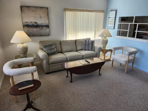 3322 CYNTHIA LANE #208