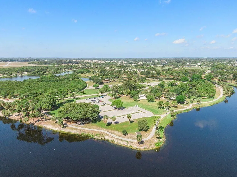3322 CYNTHIA LANE #208 