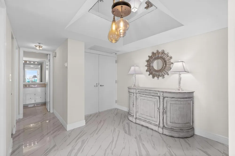 5550 Ocean Drive #5c Singer Island, FL 33404